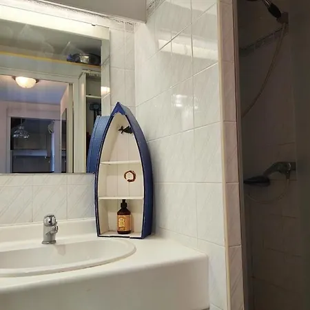 A Rare Gem In Appartement